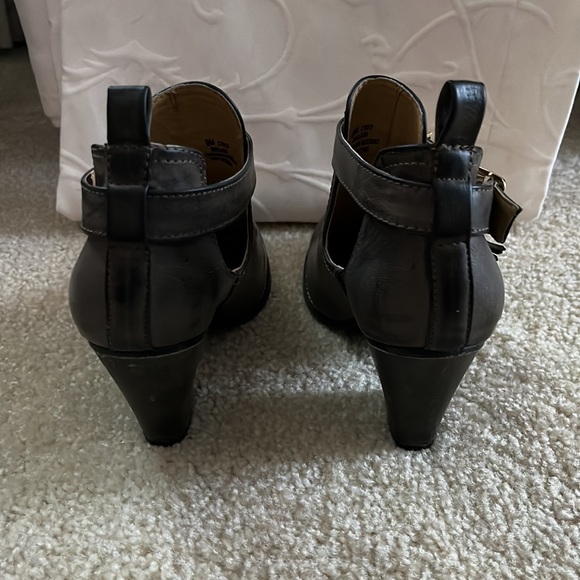 MIA Women’s Booties - Picture 3 of 4